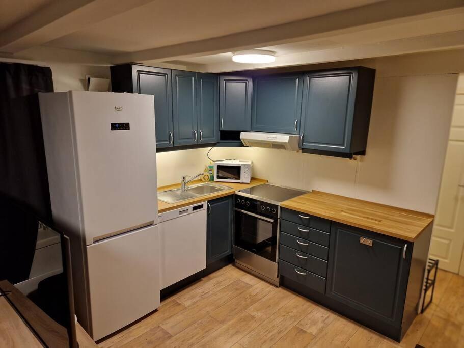 Apartment Next To The Bridge 特罗姆瑟 外观 照片